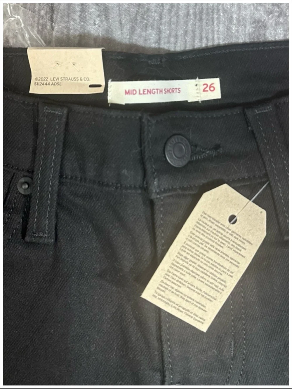 Levi’s Mid-Length Denim Shorts in Black NWT ~ Size 26 ~ Item #J17